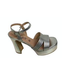 Sandalo elegante  Jiudit 3206 pelle argento tomaia avvolgente  Gran Moda