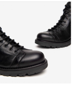 scarpa anfibio uomo nero giardini 400510 nero ingrassato allacciata e cerniera plantare estraibile