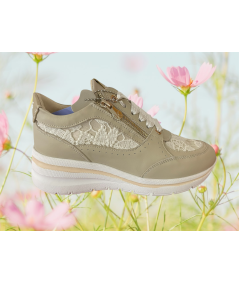 Sneakers donna KEYS K 10603, in pelle beige  Rif tessuto gro  suola gomma  rialzata con plantare