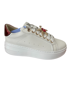Sneakers donna KEYS K 10521, in pelle ghiaccio accessorio stella marina  suola gomma  rialzata con plantare