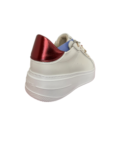 Sneakers donna KEYS K 10521, in pelle ghiaccio accessorio stella marina  suola gomma  rialzata con plantare
