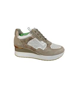 Cinzia soft  IV2524791 SNEACKERS donna  pelle E CAMOSCIO taupe e bianco  suola ZEPPA rialzata in micro